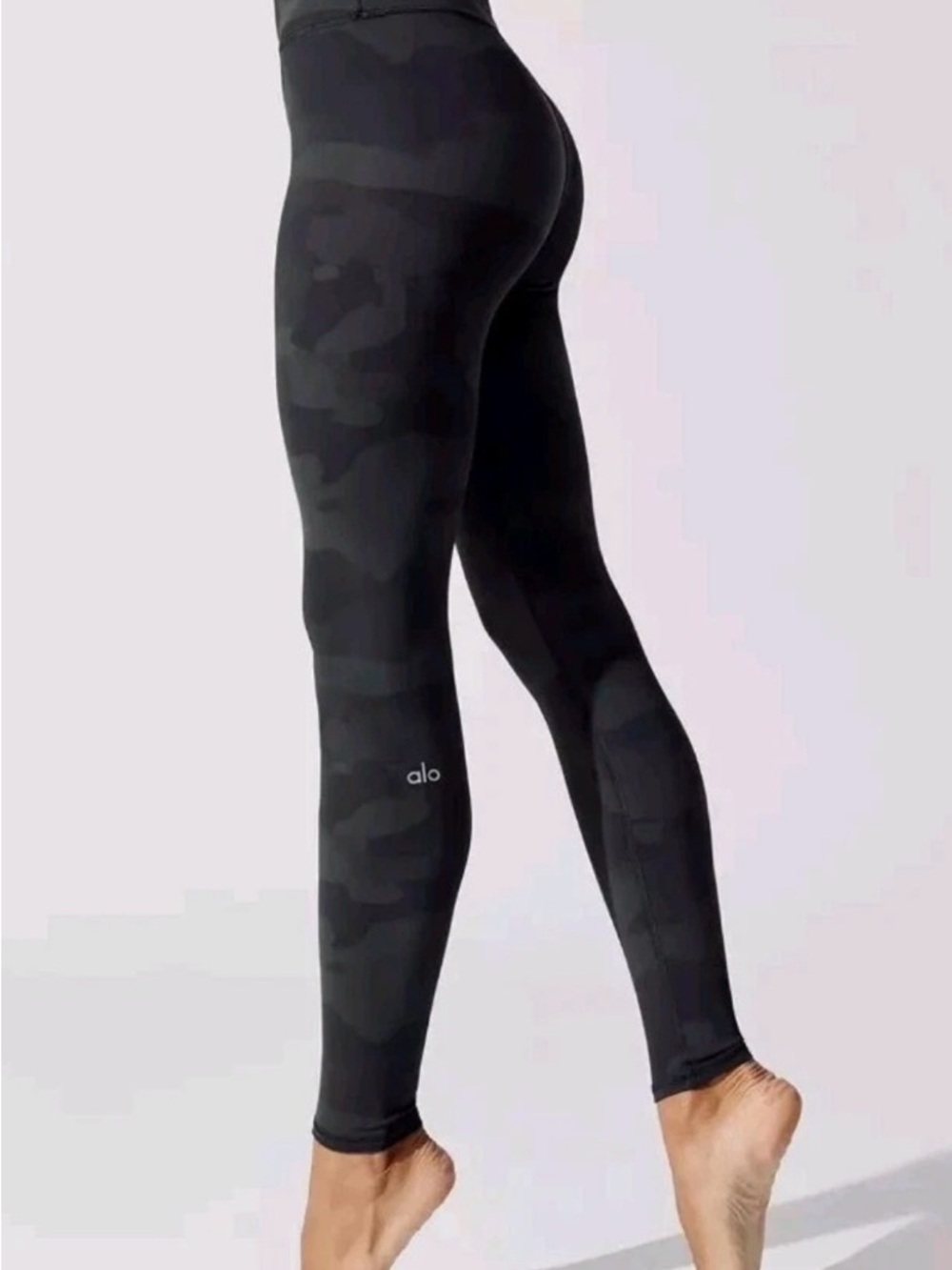 ALO Yoga Black Camo High-Waist Leggings
